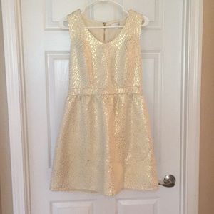 White/gold chrysanthemum dress
